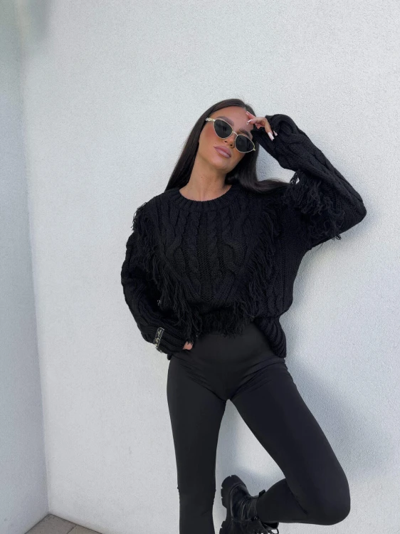 sweter-indiana-czern-femininebutik.jpg