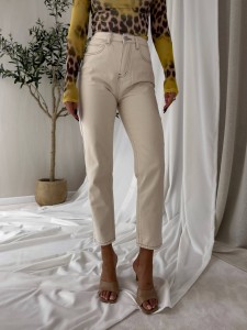 mom-fit-bezowe-jeans-femininebutik.jpg