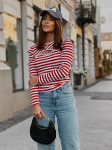 bluzka-paski-czerwone-esential-femininebutik.webp