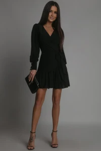 sukienka-blyszczaca-czarna-femininebutik.webp
