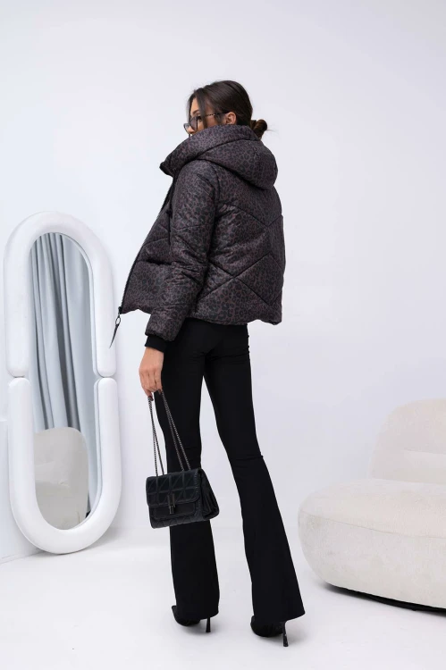 kurtka-panterka-pikowana-czekolada-femininebutik.jpg