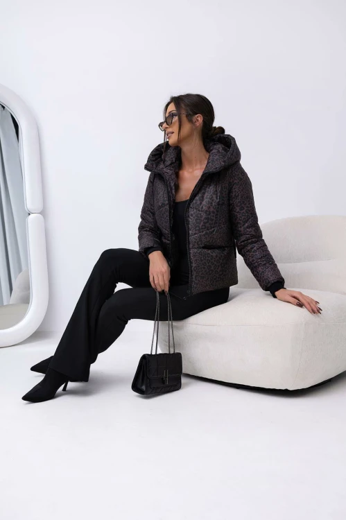 kurtka-pikowana-panterka-czekolada-femininebutik.jpg