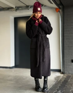 czern-futro-femininebutik.webp