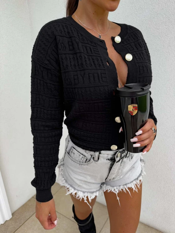 sweter-czarny-guzki-femininebutik.jpg