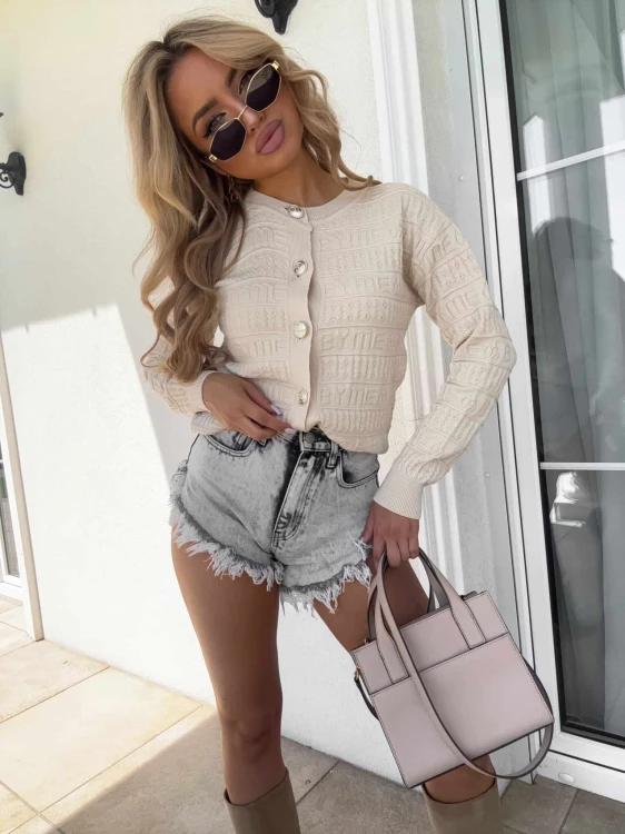 sweter-bez-guziki-femininebutik.jpg