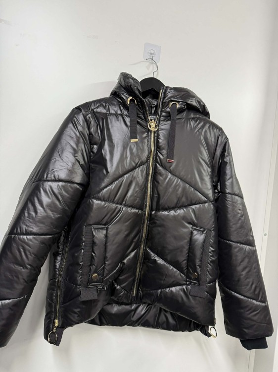 kurtka-czarna-aurelia-femininebutik.jpg