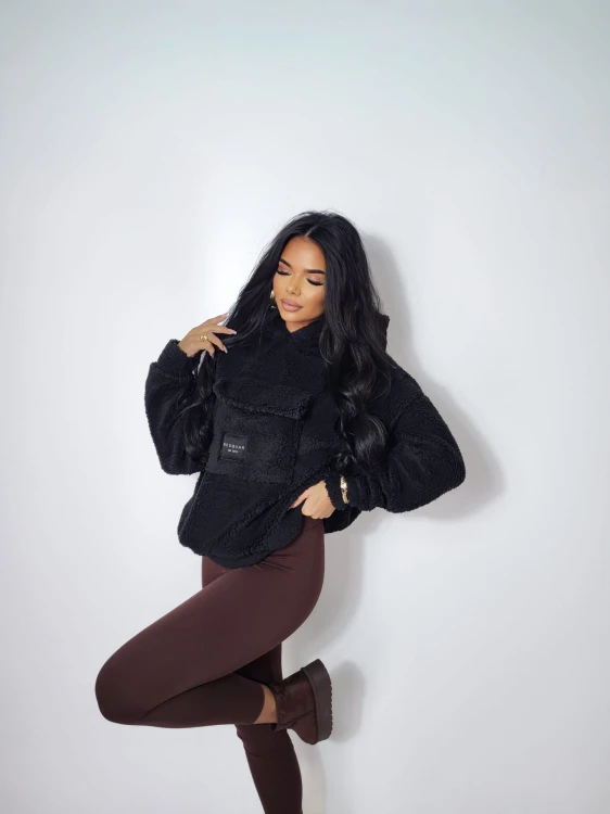 bluza-czarna-teddy-femininebutik.jpg