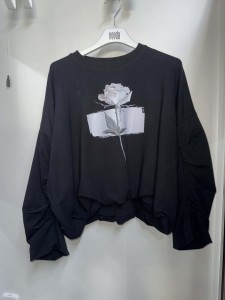 bluza-z-roza-femininebutik.jpg