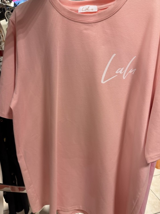 t-shirt-lalu-pudrowy-róż-femininebutik.jpeg