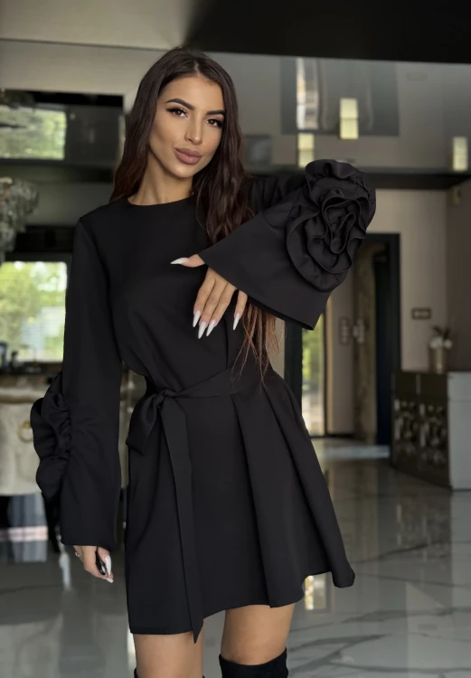 sukienka-valentina-czarna-femininebutik.webp
