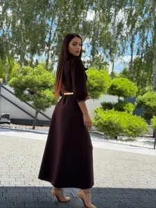 sukienka-natalie-czekoladowa-femininebutik.webp