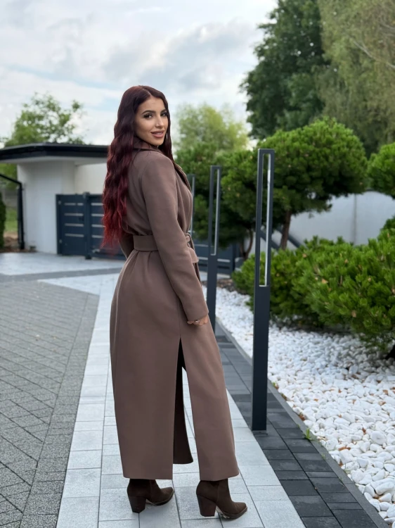 plaszcz-mleczna-czekolada-roma-feminine-butik.webp