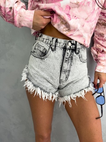 Przejdź do produktu Szorty JEANS By Me – szare