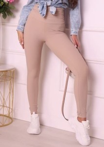 leginsy-prążek-ciemny-beż-femininebutik.jpg